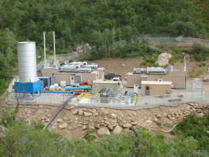 Electricity generation operation at Oxbow Mining's Elk Creek Mine. Aside from methane capture, Elk Creek is currently idle. Photo credit: Vessels Coal Gas